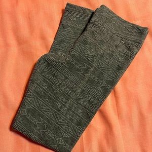 Sleek Hi-Rise Legging